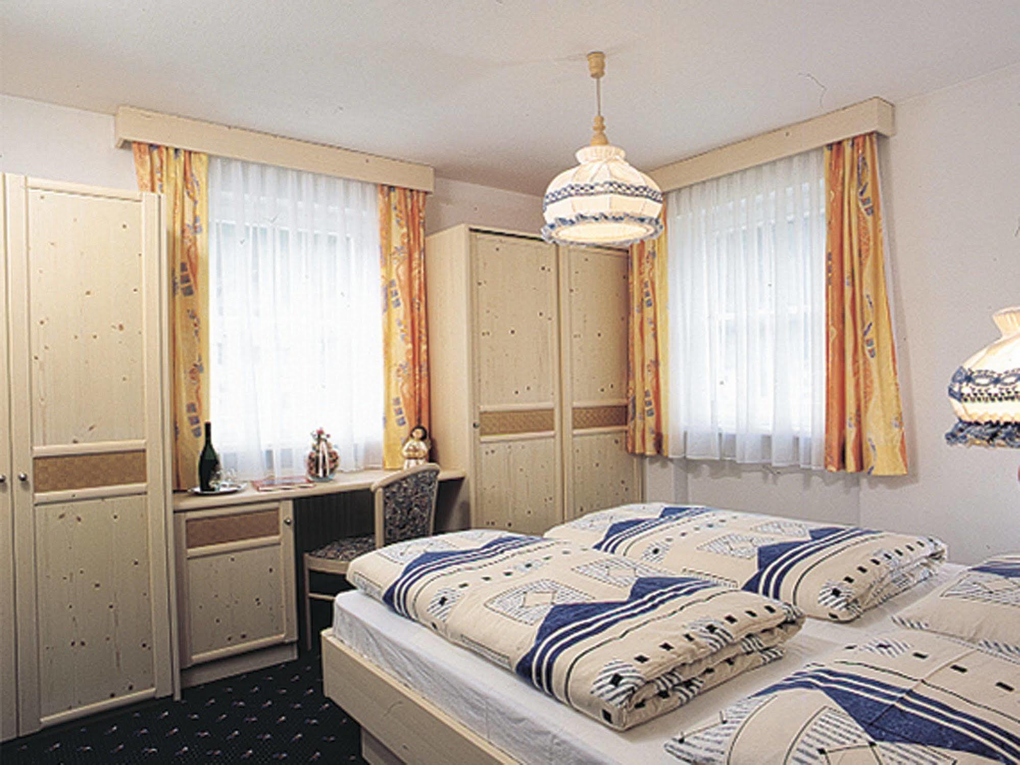 Appartmenthotel Residence Elvis Ортизеи Экстерьер фото